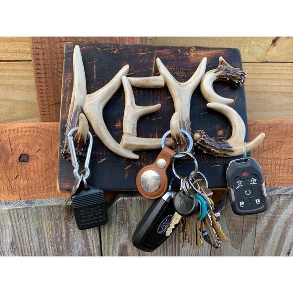 Rustic Deer Antler Horns Keychain Holder - Picture 7 of 8